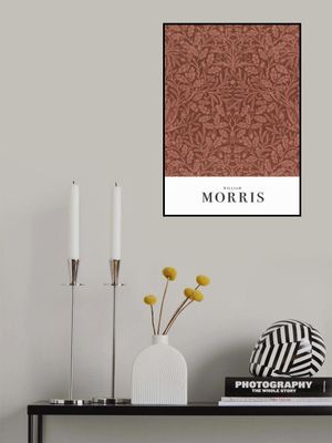 Acorns and oak leaves