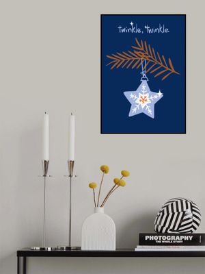 Cheerful twinkle Christmas star blue