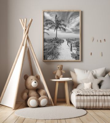 Path to the beach - monochrome