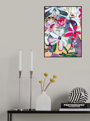 Vibrant Flowers with Bold Pink and White Petals