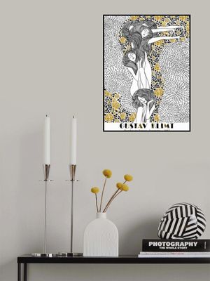 Dreamy Figures Dance