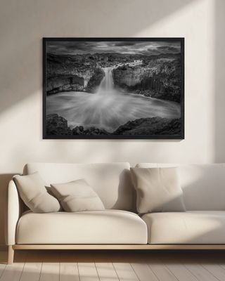 Icelandic shadow play