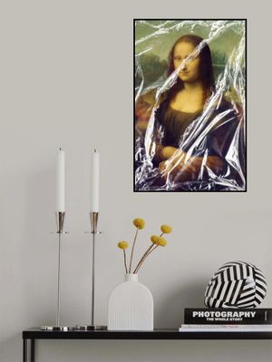 Mona, Almost Unwrapped