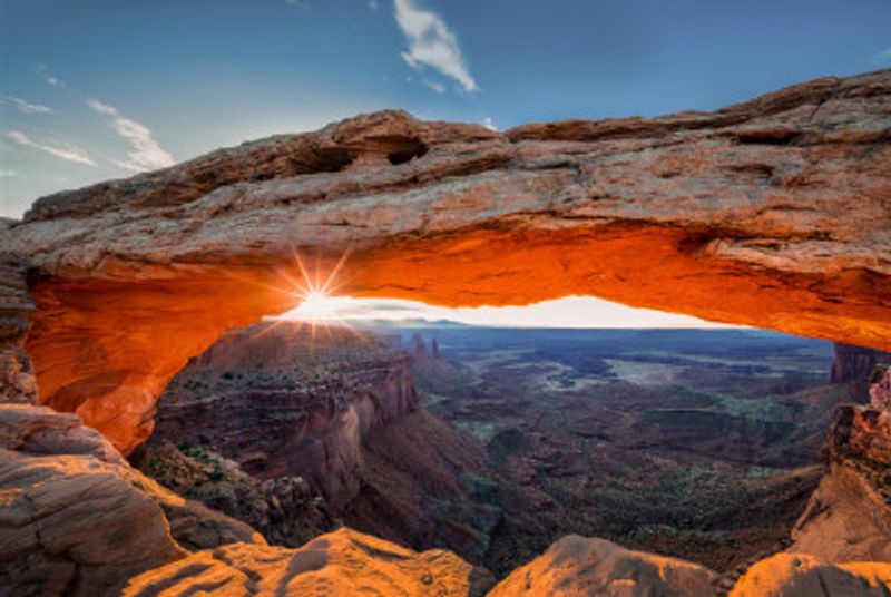 Sunrise at Mesa Arch