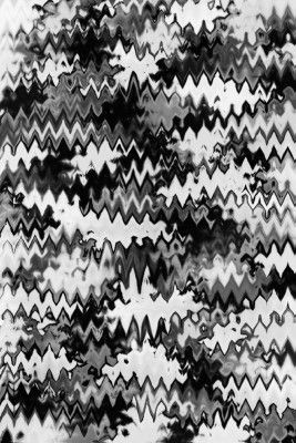 Zigzag Monochrome