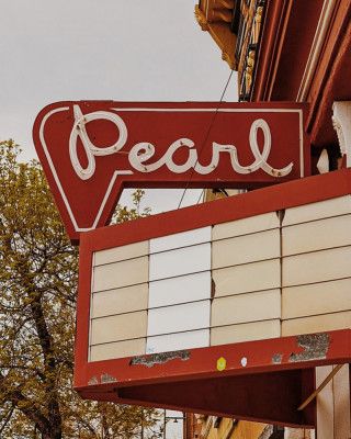 The Pearl Theater