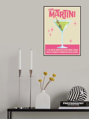 Dirty Martini Cocktail 01.png