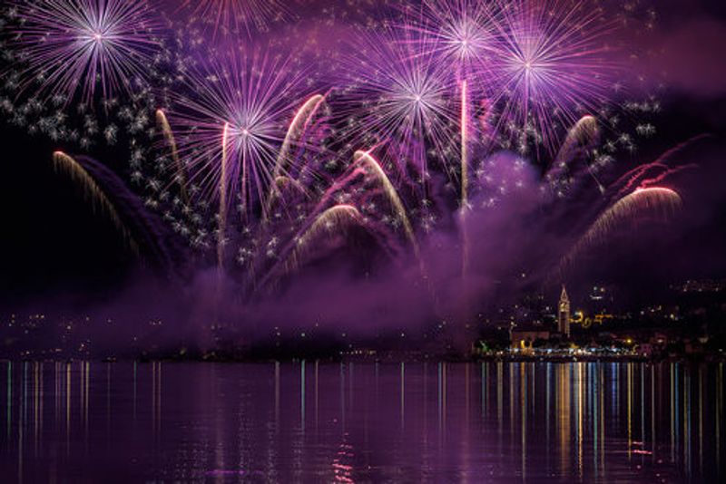 Fireworks Lake Pusiano
