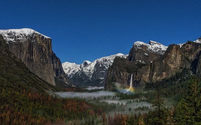 Bridalveil Fall Moonbow