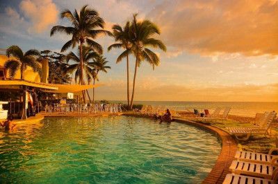 Puerto Rican Pool Party