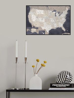 Highly detailed map of the United States, Glyn