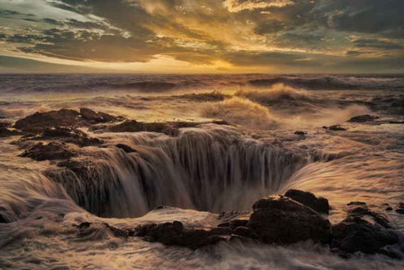 Thor's Well