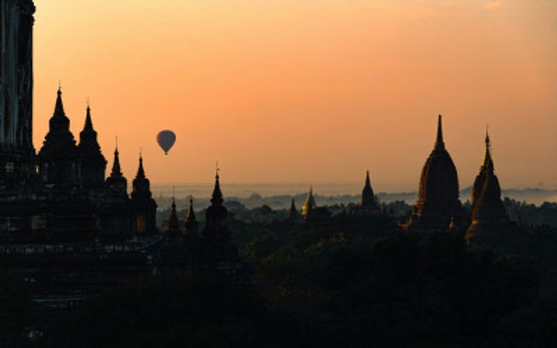 Sunrise in Bagan