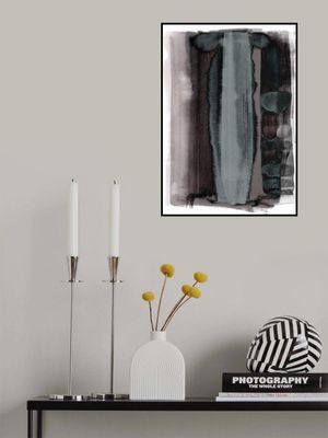 Bold Vertical Brushstrokes