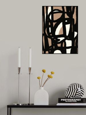 Bold line composition