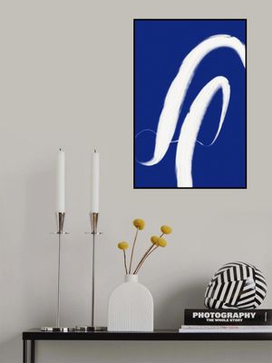 Whirling White Strokes