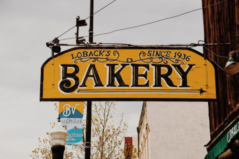 Loback's Bakery