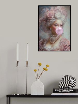 Pastel Marie Antoinette Bubble-Gum
