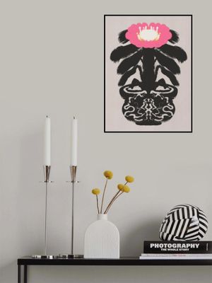 Vibrant Floral Motifs