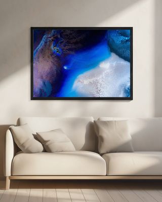 Vibrant Blue Ocean - Sapphire Haven