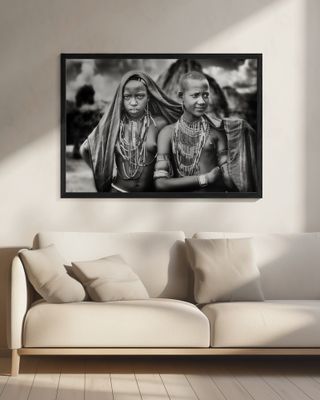 Karo girls sharing a scarf