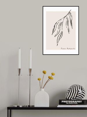 Graceful Leaf Sketch