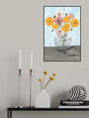 Vase with poppys