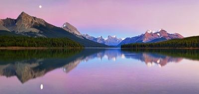 Maligne Lake