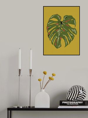 Monstera Leaf Green