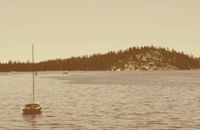 Vintage Lake Life III