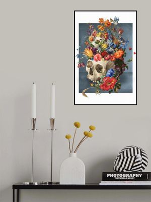 La Romance Est Morte