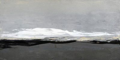 Silent Horizon Over a Calm Sea