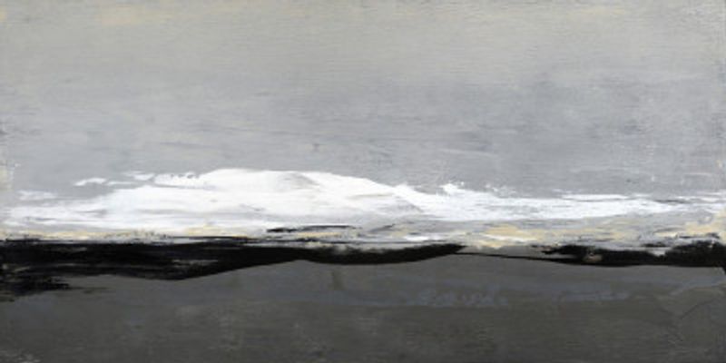 Silent Horizon Over a Calm Sea