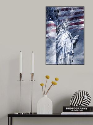 Modern Art STATUE OF LIBERTY | blue