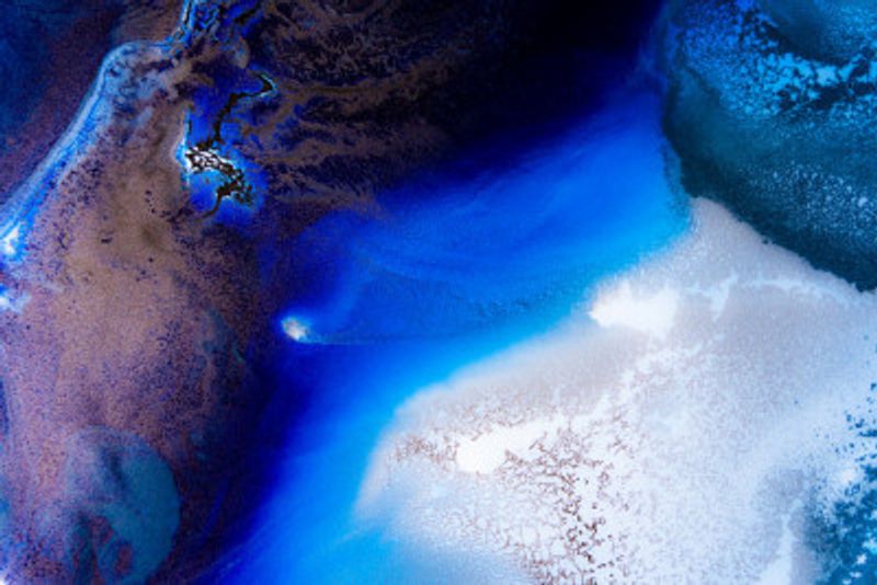 Vibrant Blue Ocean - Sapphire Haven