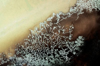 Pantone Color of 2025 - Ethereal Embrace