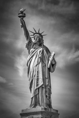 NEW YORK CITY Monochrome Statue of Liberty