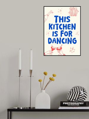 This kitchen is for dancing - creme/blue