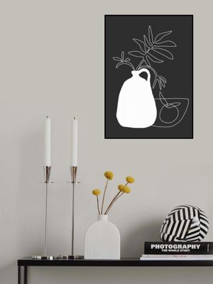 Minimal Art Vase With Leaves