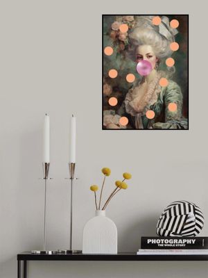 Marie Antoinette Bubble Gum Dots