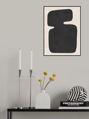 Black expressive form 3