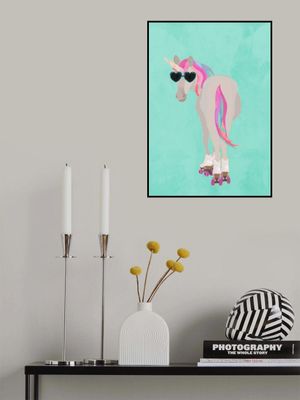 Unicorn roolerskating teal