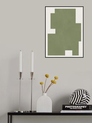 Green Geometric Form