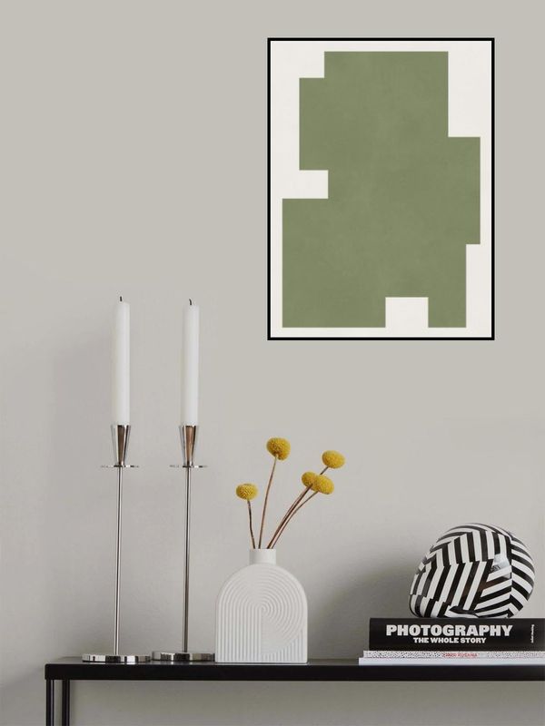 Green Geometric Form