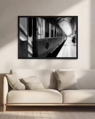 last train leaving paris