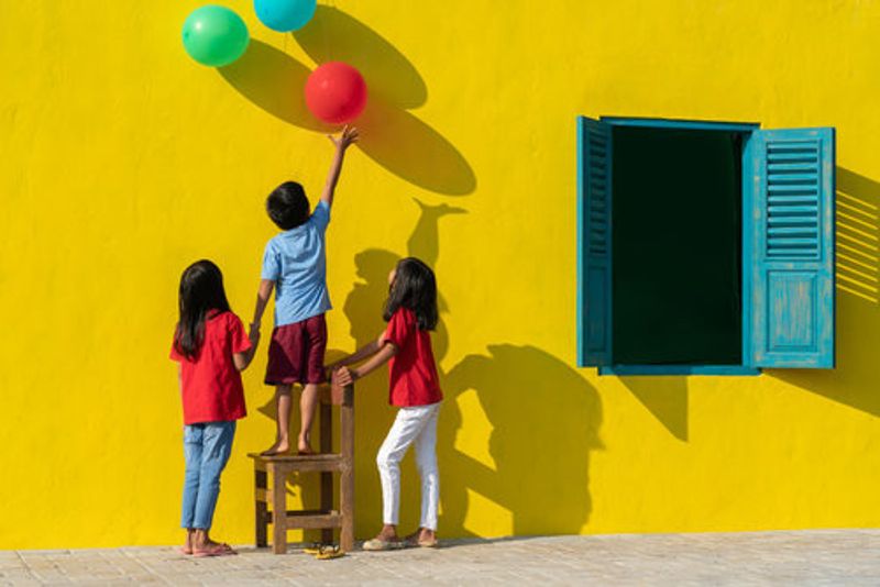 I want those balloons!