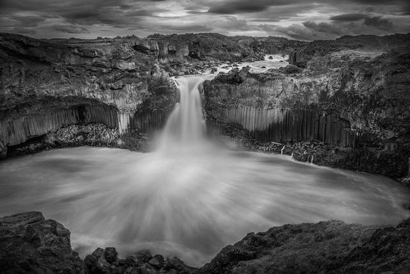 Icelandic shadow play