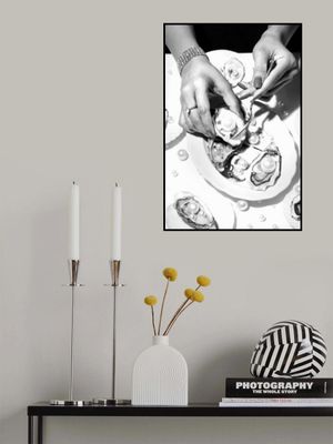 Oyster B&w