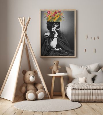 VINTAGE WOMAN WITH FLOWERS