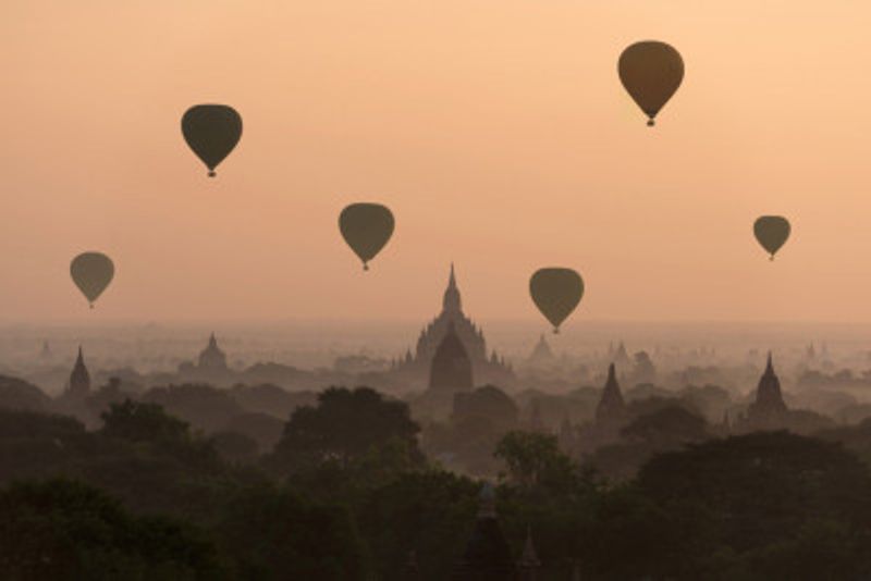 Bagan, balloons flying over ancient temples